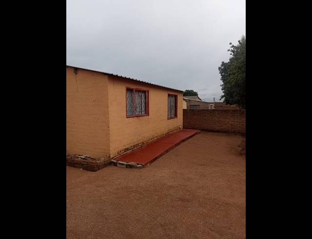 2 BEDROOM HOUSE FOR SALE IN SOSHANGUVE PP